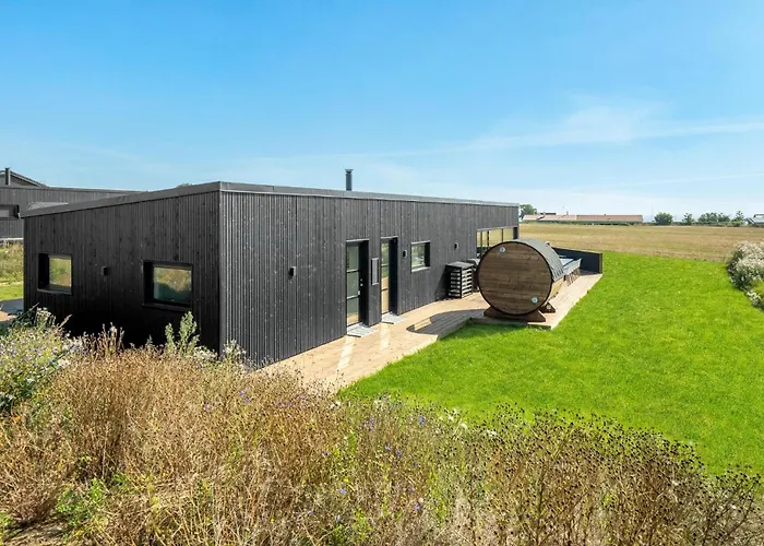 Nyaraló Stunning In With Sauna *